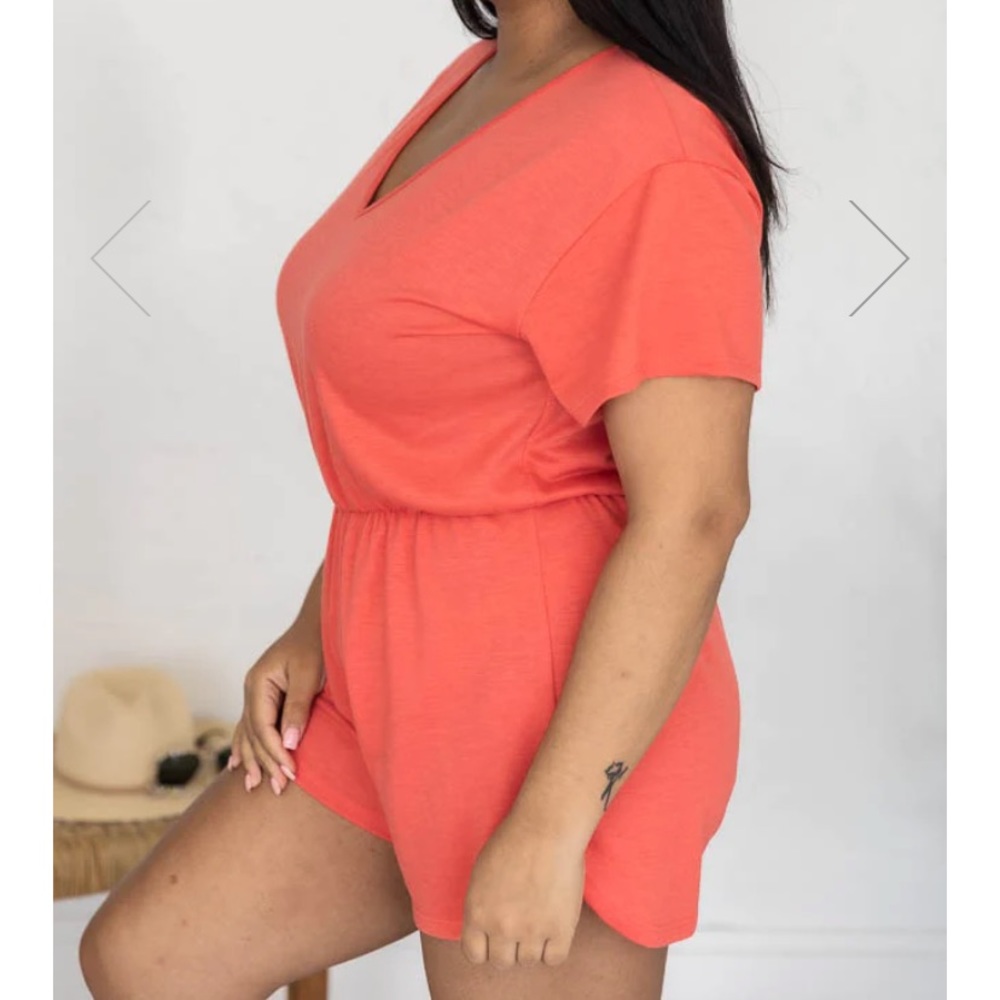 ✨Coral Romper✨